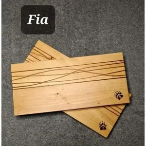 Fia – Håndlaget skjærefjøl